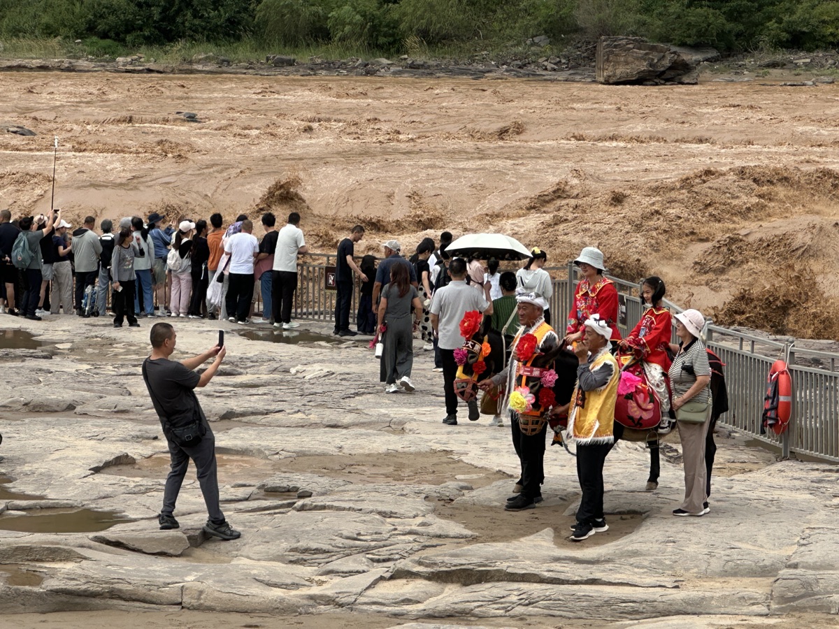 壶口瀑布水势实拍