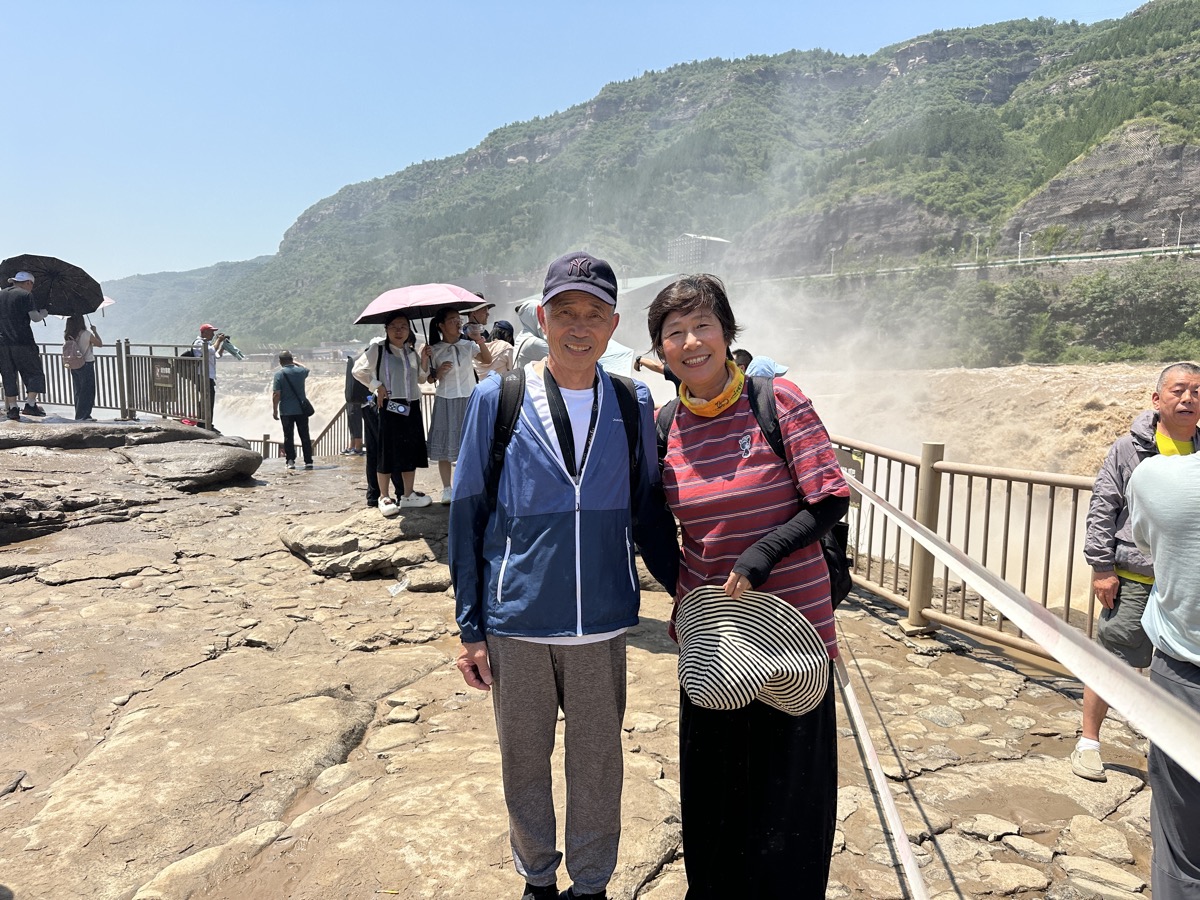 壶口瀑布观景台游客